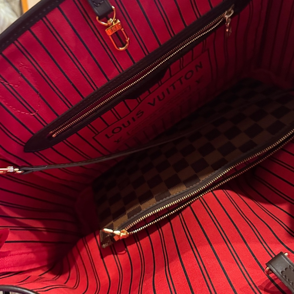 Louis Vuitton Neverfull MM Damier Ebene Canvas Bag - Picture 2 of 7